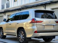 Xe Lexus LX 570 2019