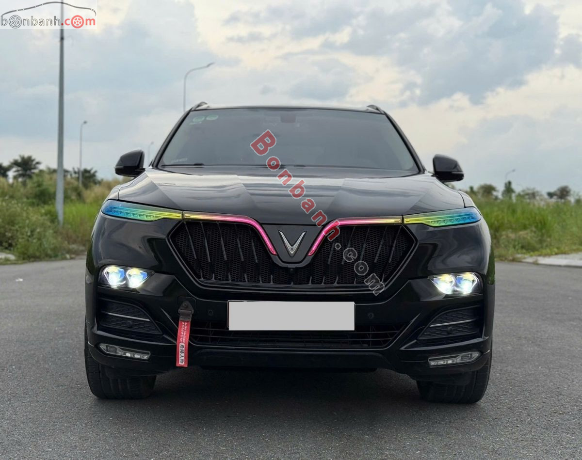 VinFast Lux SA 2.0 Premium 2.0 AT 2020