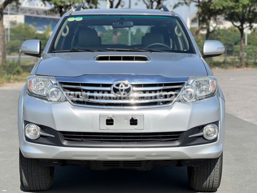 Xe Toyota Fortuner 2.5G 2016