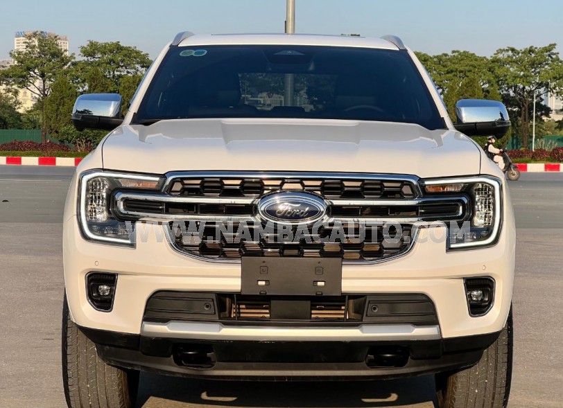Xe Ford Everest Titanium 2.0L 4x2 AT 2024