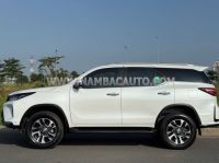 Xe Toyota Fortuner Legender 2.4L 4x2 AT 2022