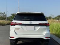 Xe Toyota Fortuner Legender 2.4L 4x2 AT 2022