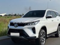 Xe Toyota Fortuner Legender 2.4L 4x2 AT 2022