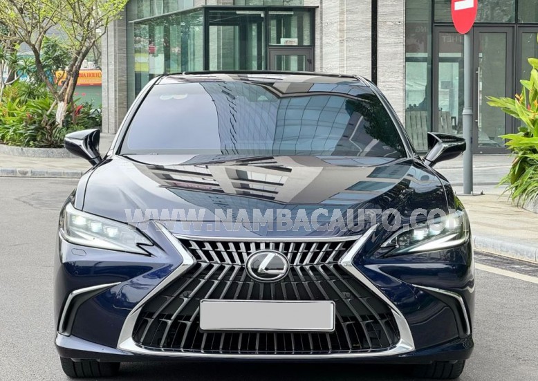 Lexus ES 250 2025