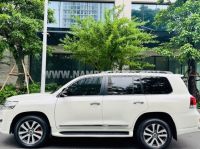 Xe Toyota Land Cruiser VX 4.6 V8 2016