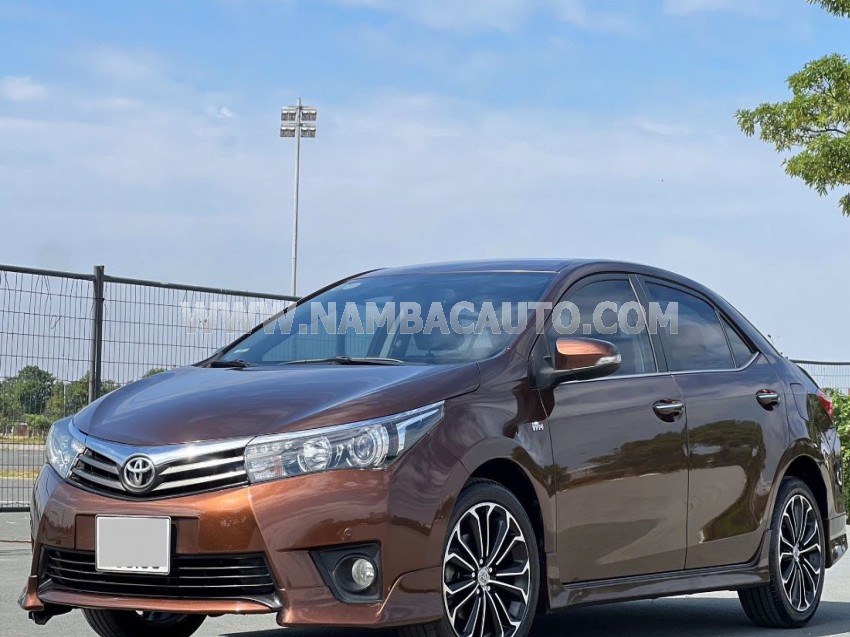 Toyota Corolla altis 2.0V 2015